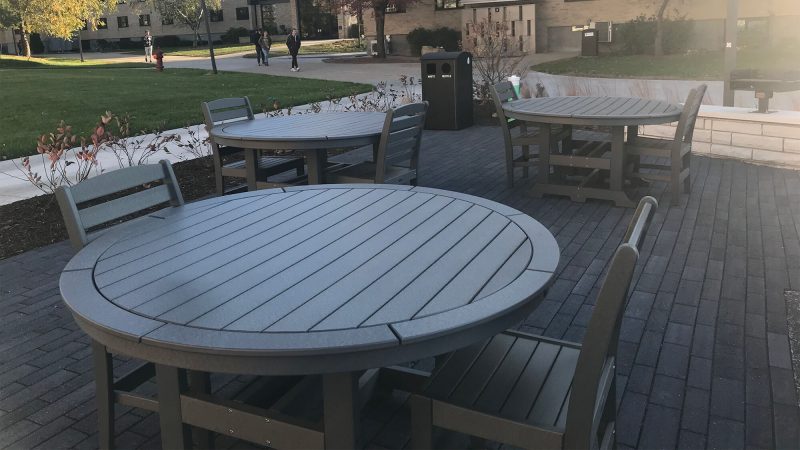Laguna ADA Dining Tables with Maywood Chairs | college campus